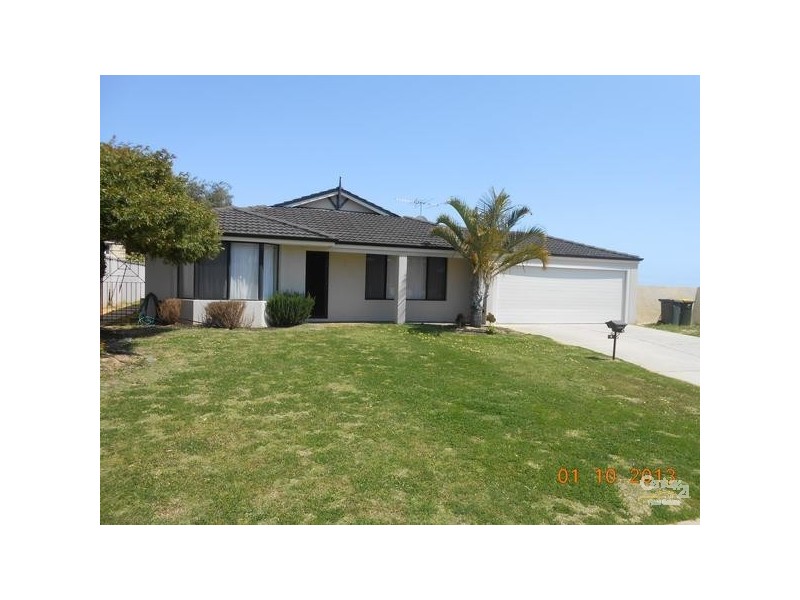 4 Prudhoe Mews, Ridgewood WA 6030