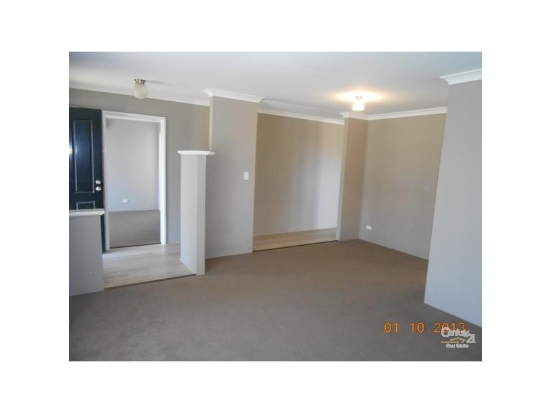 4 Prudhoe Mews, Ridgewood WA 6030
