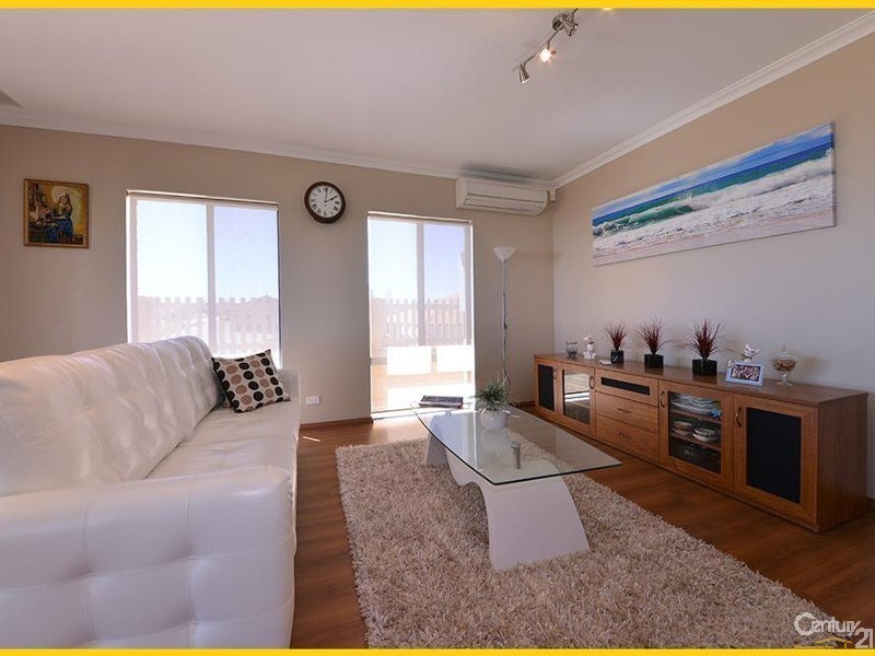 23 Lena Pass, Mindarie WA 6030