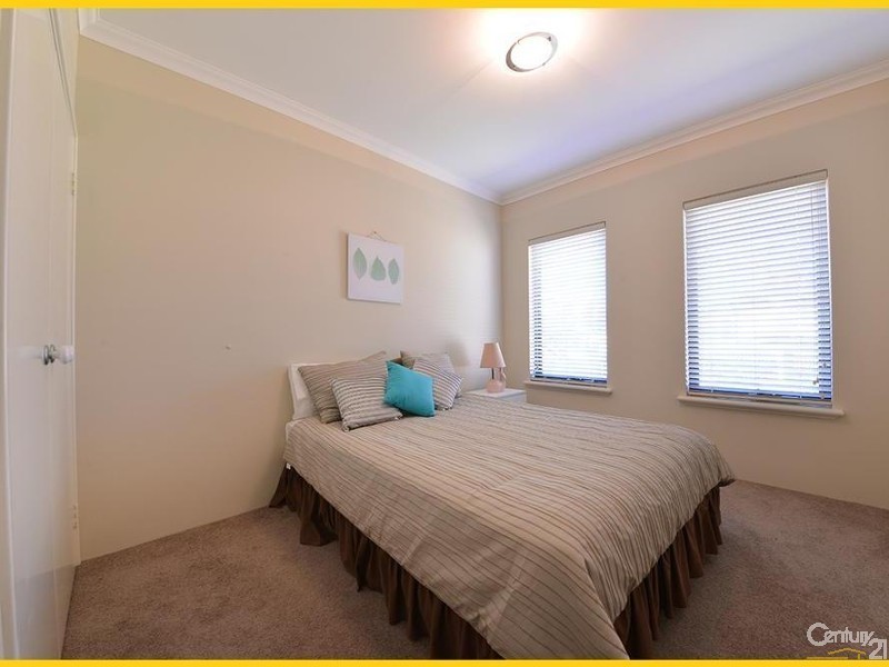 23 Lena Pass, Mindarie WA 6030