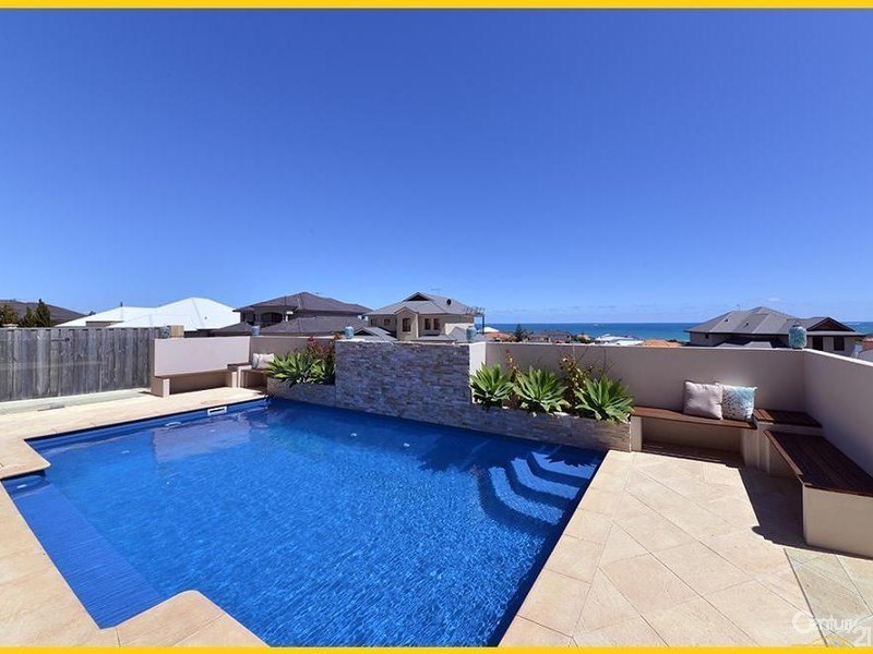 11 Belize Way, Mindarie WA 6030