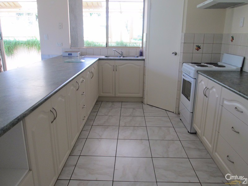 9 Sunvest Place, Merriwa WA 6030