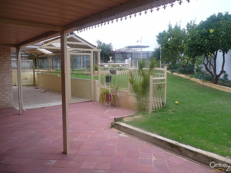 9 Sunvest Place, Merriwa WA 6030