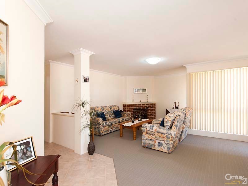 4 Sea Edge, Mindarie WA 6030