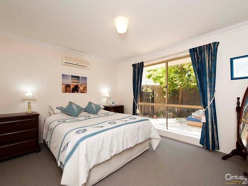 4 Sea Edge, Mindarie WA 6030