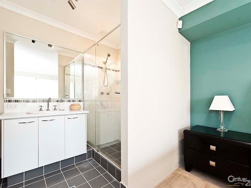 4 Fedamore Approach, Ridgewood WA 6030