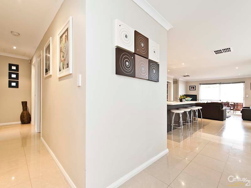 4 Fedamore Approach, Ridgewood WA 6030