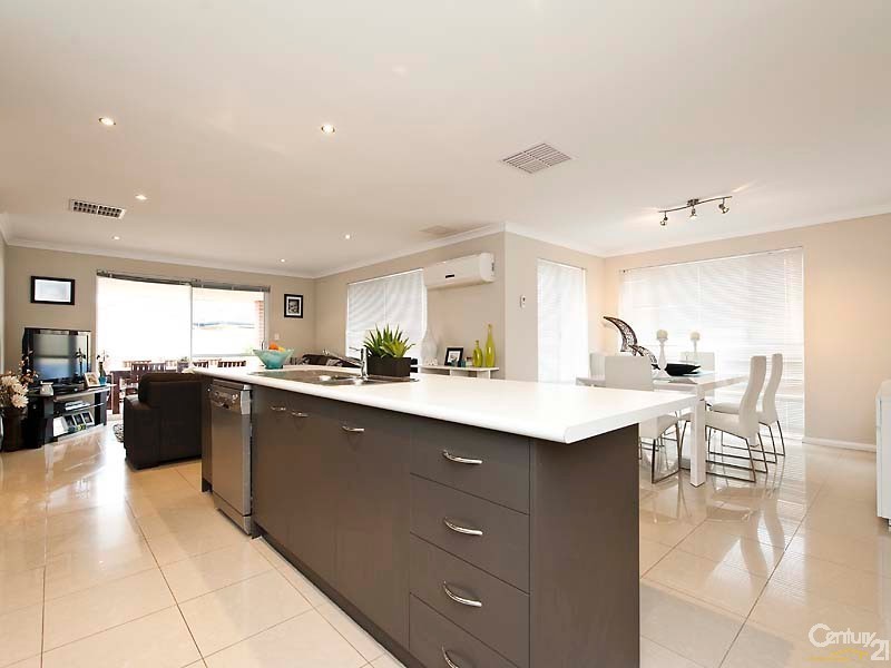 4 Fedamore Approach, Ridgewood WA 6030