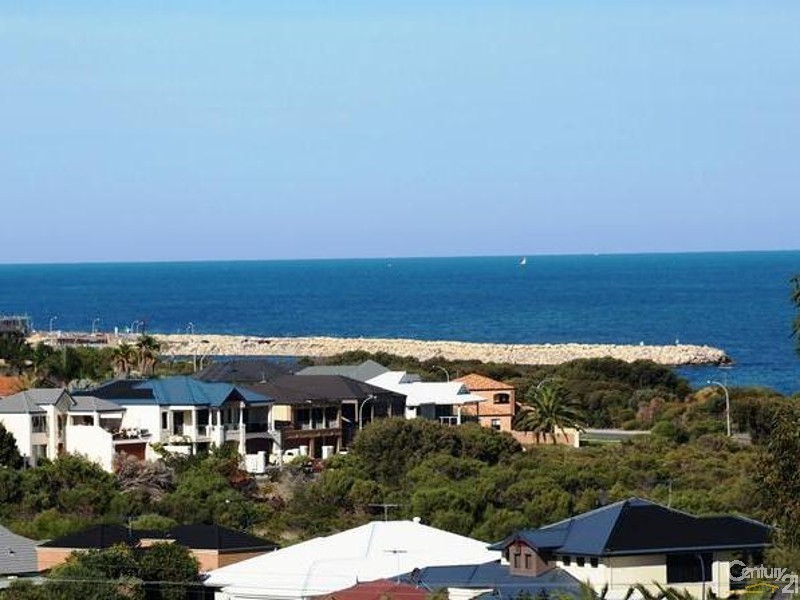 48 Mindarie Drive, Quinns Rocks WA 6030