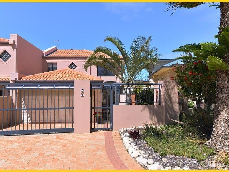 1A Keys Close, Mindarie WA 6030