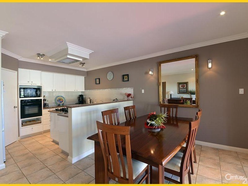 1A Keys Close, Mindarie WA 6030