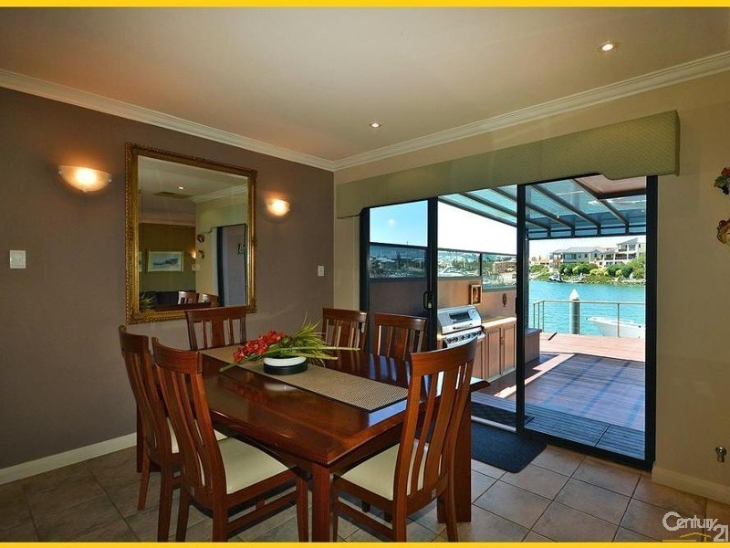 1A Keys Close, Mindarie WA 6030