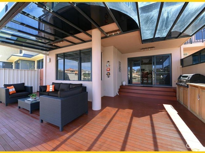 1A Keys Close, Mindarie WA 6030
