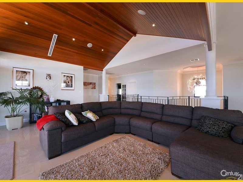 38 Lighthouse Parade, Mindarie WA 6030