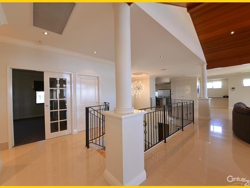 38 Lighthouse Parade, Mindarie WA 6030