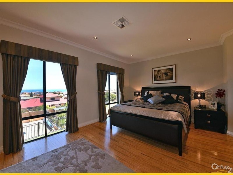 38 Lighthouse Parade, Mindarie WA 6030