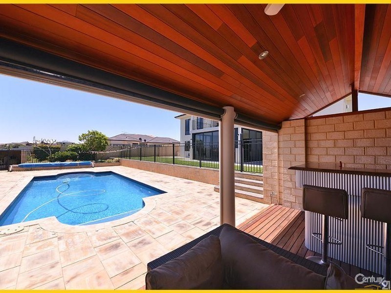 38 Lighthouse Parade, Mindarie WA 6030