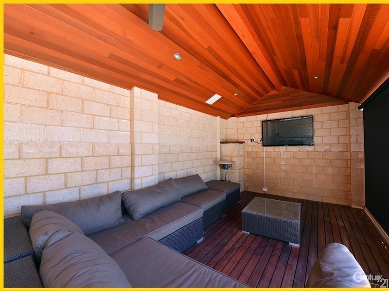 38 Lighthouse Parade, Mindarie WA 6030