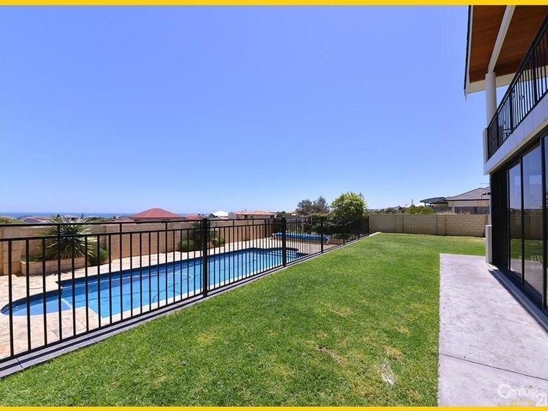 38 Lighthouse Parade, Mindarie WA 6030