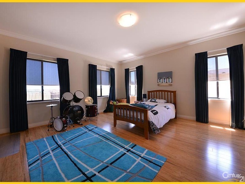 38 Lighthouse Parade, Mindarie WA 6030