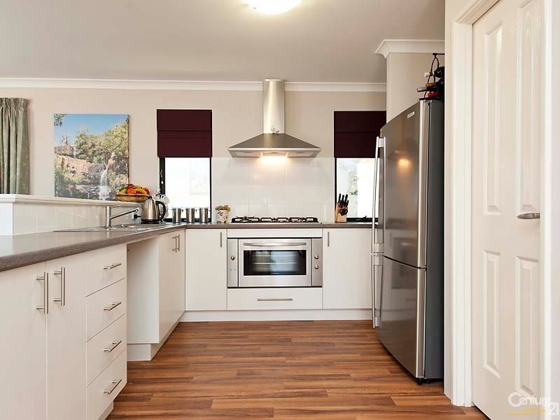 43 Ashbourne Ave, Ridgewood WA 6030