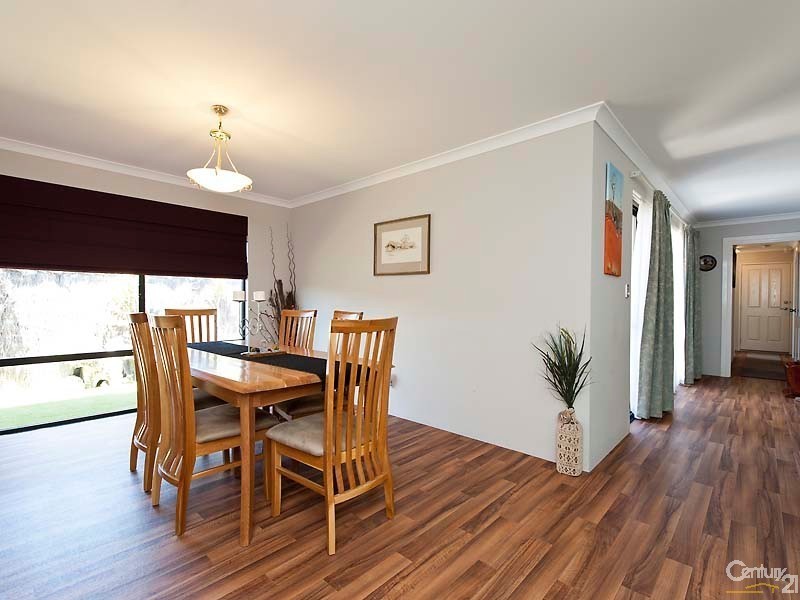 43 Ashbourne Ave, Ridgewood WA 6030