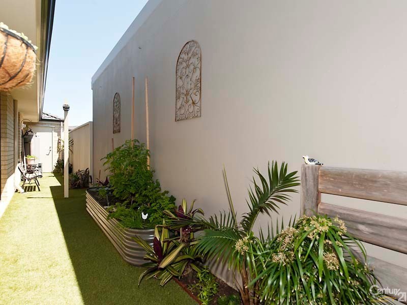 43 Ashbourne Ave, Ridgewood WA 6030