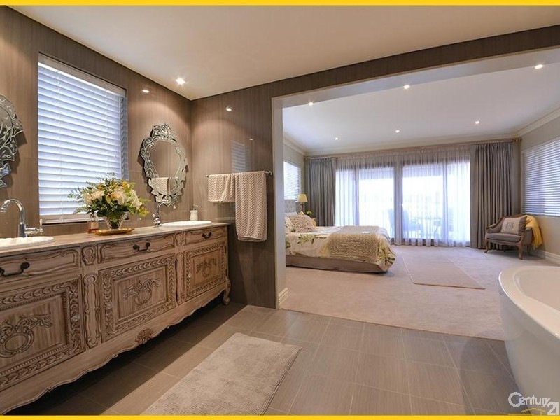 8A Kings Lynn Rise, Mindarie WA 6030