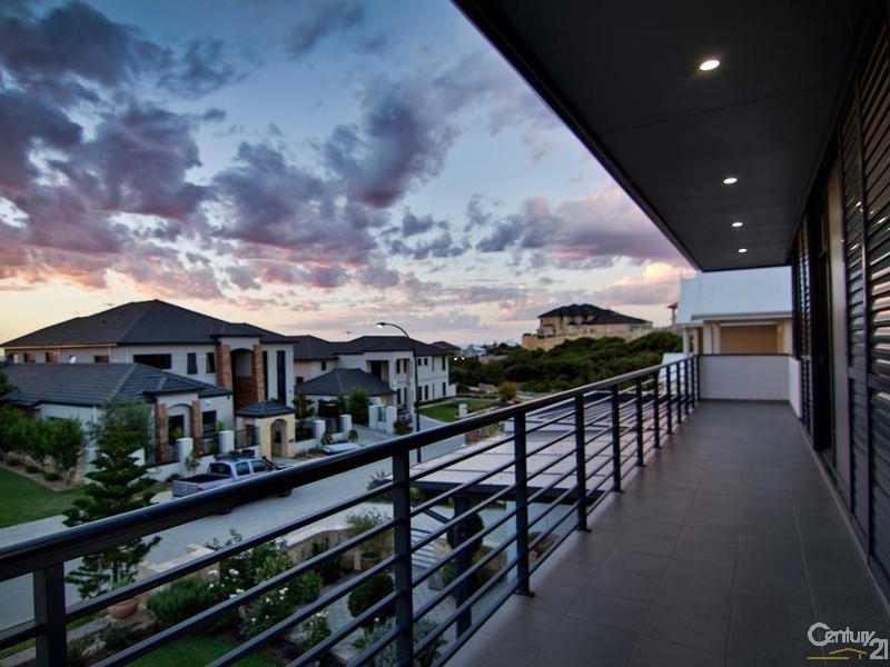 30 Mariners View, Mindarie WA 6030