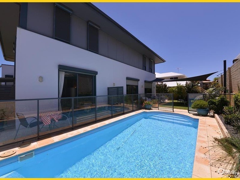 30 Mariners View, Mindarie WA 6030