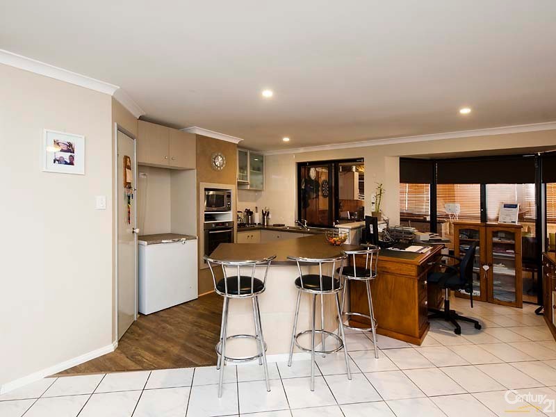 12 Kilmarnock Loop, Kinross WA 6028