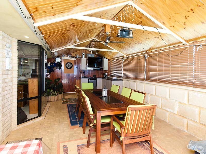 12 Kilmarnock Loop, Kinross WA 6028