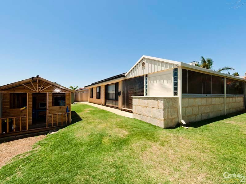 12 Kilmarnock Loop, Kinross WA 6028