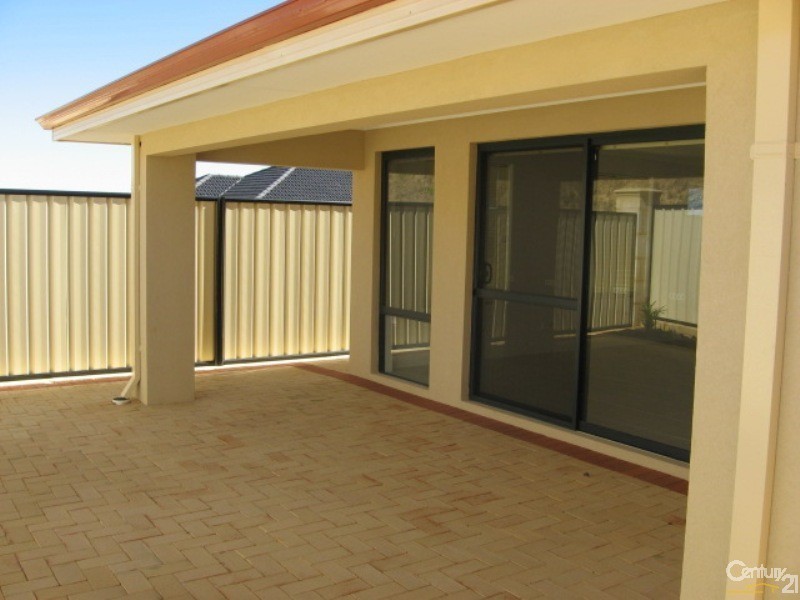 11b Capitol Turn, Clarkson WA 6030