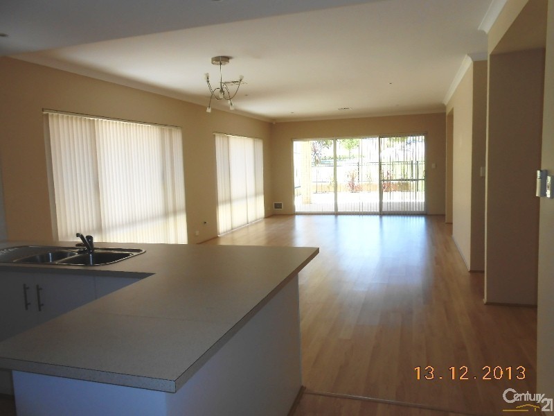 42 Cherokee Green, Clarkson WA 6030