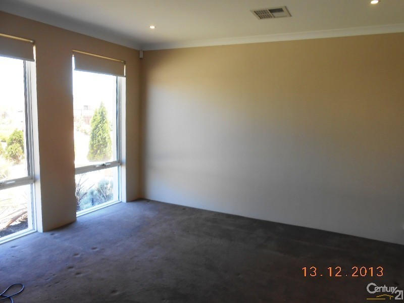 42 Cherokee Green, Clarkson WA 6030