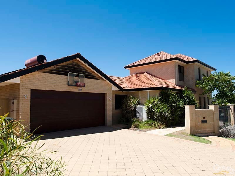 11 Agnes Way, Quinns Rocks WA 6030