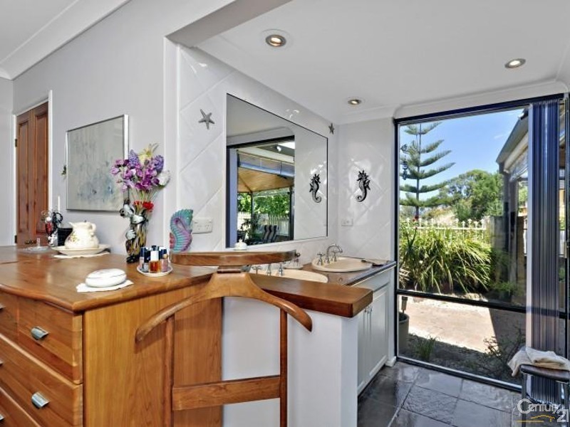 13 Piper Street, Quinns Rocks WA 6030