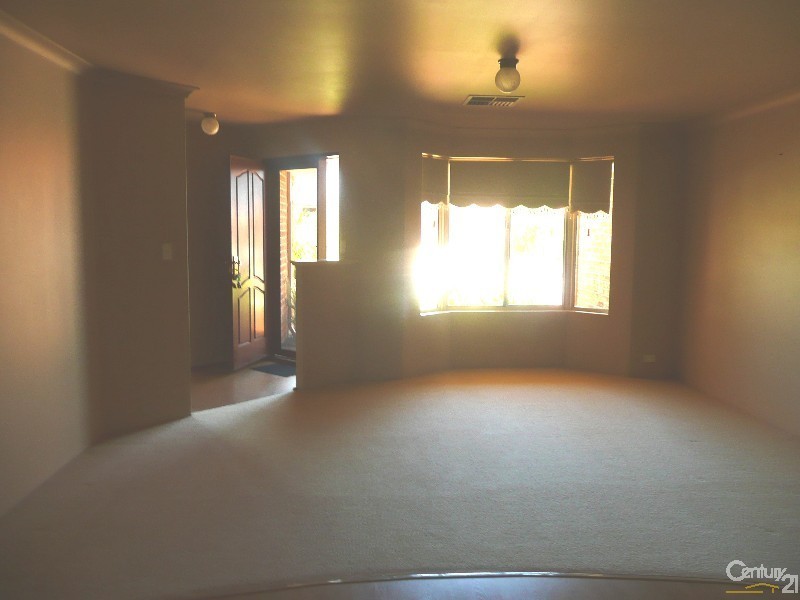 5  Shropshire Crescent, Butler WA 6036