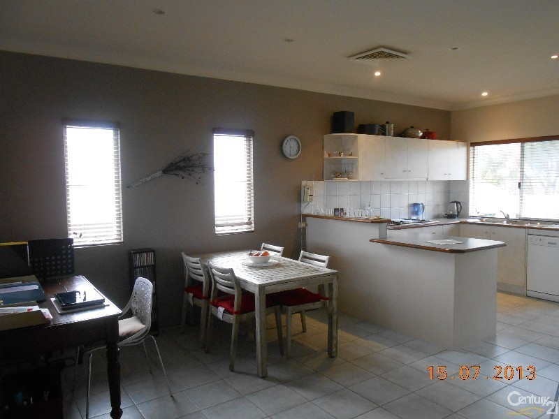 18 Cox Crescent, Quinns Rocks WA 6030
