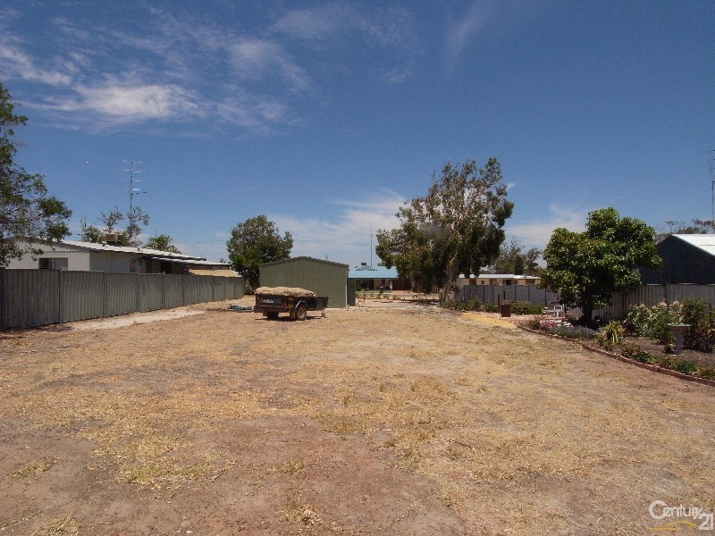 14 Harrington Street, Calingiri WA 6569