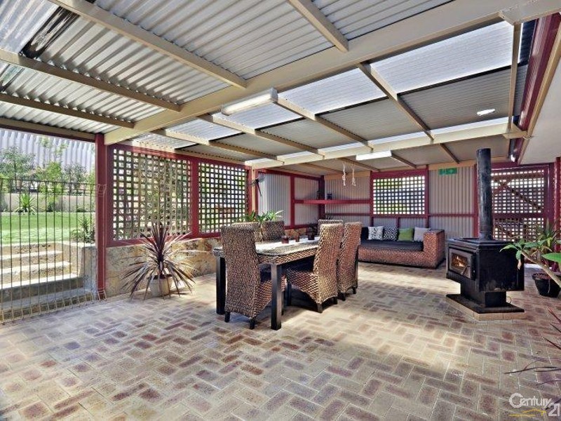 18 Loftia View, Clarkson WA 6030