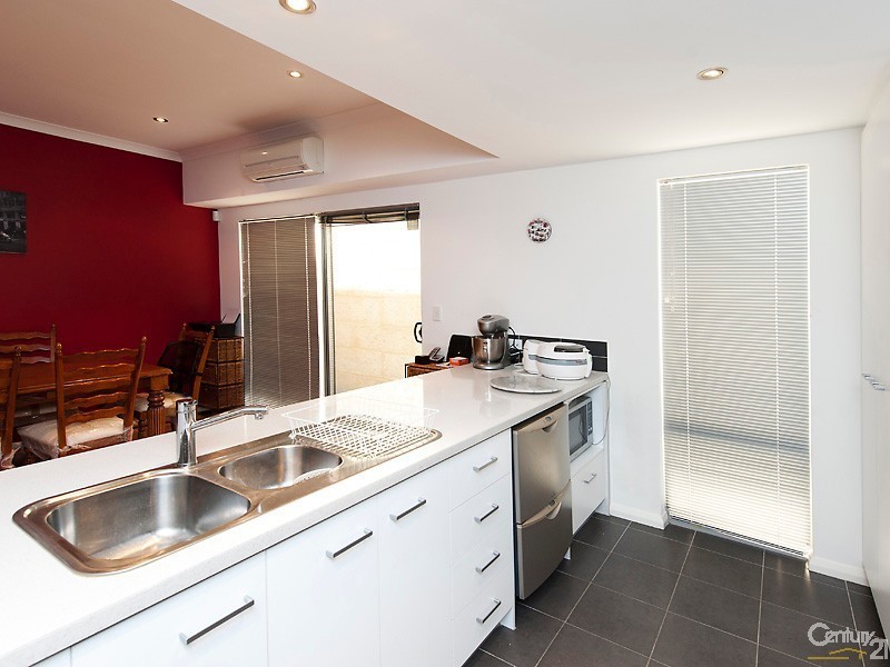 14 Kitson Turn, Clarkson WA 6030