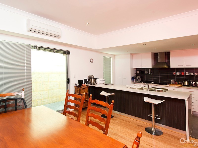 14 Kitson Turn, Clarkson WA 6030