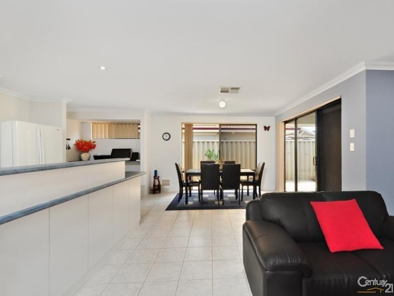 8 Boyle Road, Ridgewood WA 6030