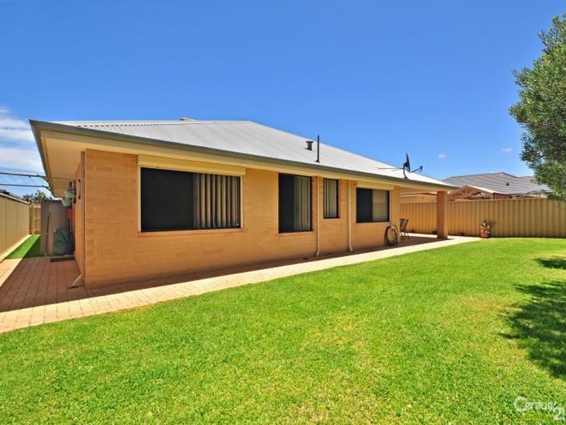 8 Boyle Road, Ridgewood WA 6030