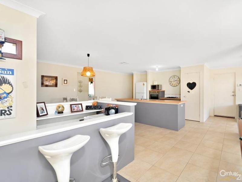 37 Grampians Loop, Yanchep WA 6035