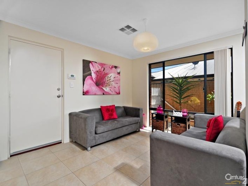 37 Grampians Loop, Yanchep WA 6035