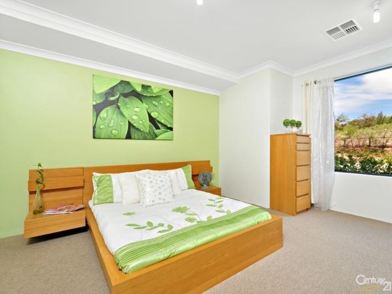 37 Grampians Loop, Yanchep WA 6035