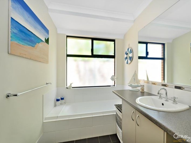 37 Grampians Loop, Yanchep WA 6035